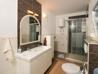 Apartment Apartment Libe with Sea View Trogir - Two Bedroom Apartment with Balcony - Features photo 30