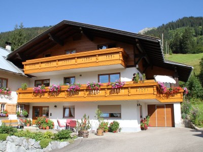 Holiday apartment 2 in the house "Harald Heim" in Hirschegg - Holiday apartment