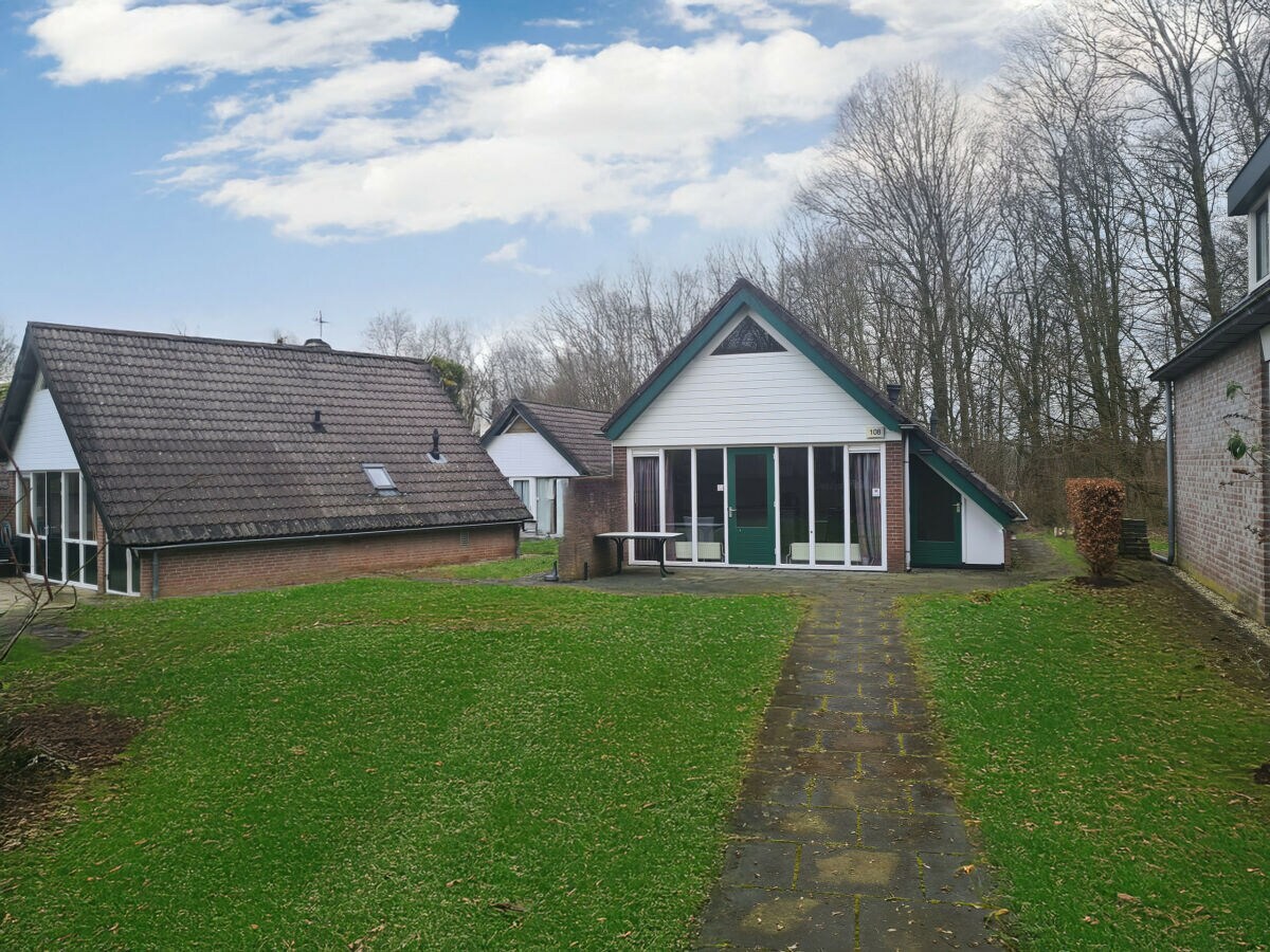 Bungalow Bungalowpark Simpelveld - Delta 108 - Outdoor photo 2