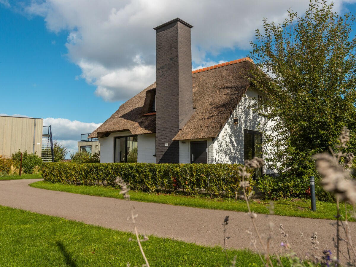 Bungalow Vakantiepark Wiedense meren - Weerribben - Outdoor photo 2