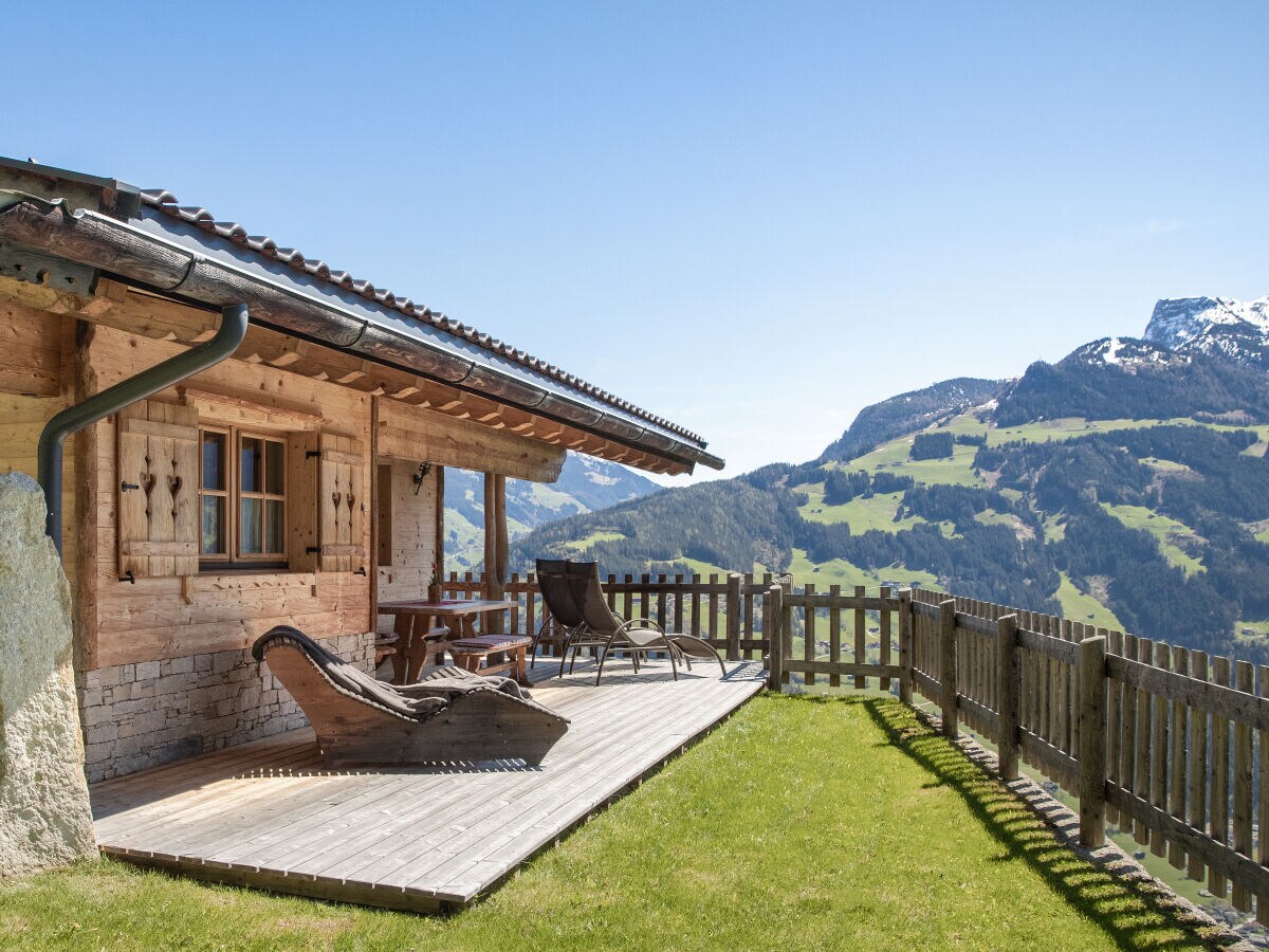 Chalet Wellness Chalet BergschlÃ¶ssl