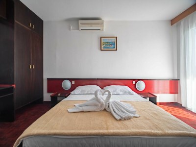Apartment Hotel Issa - Double Room Sea View in Vis - Apartment