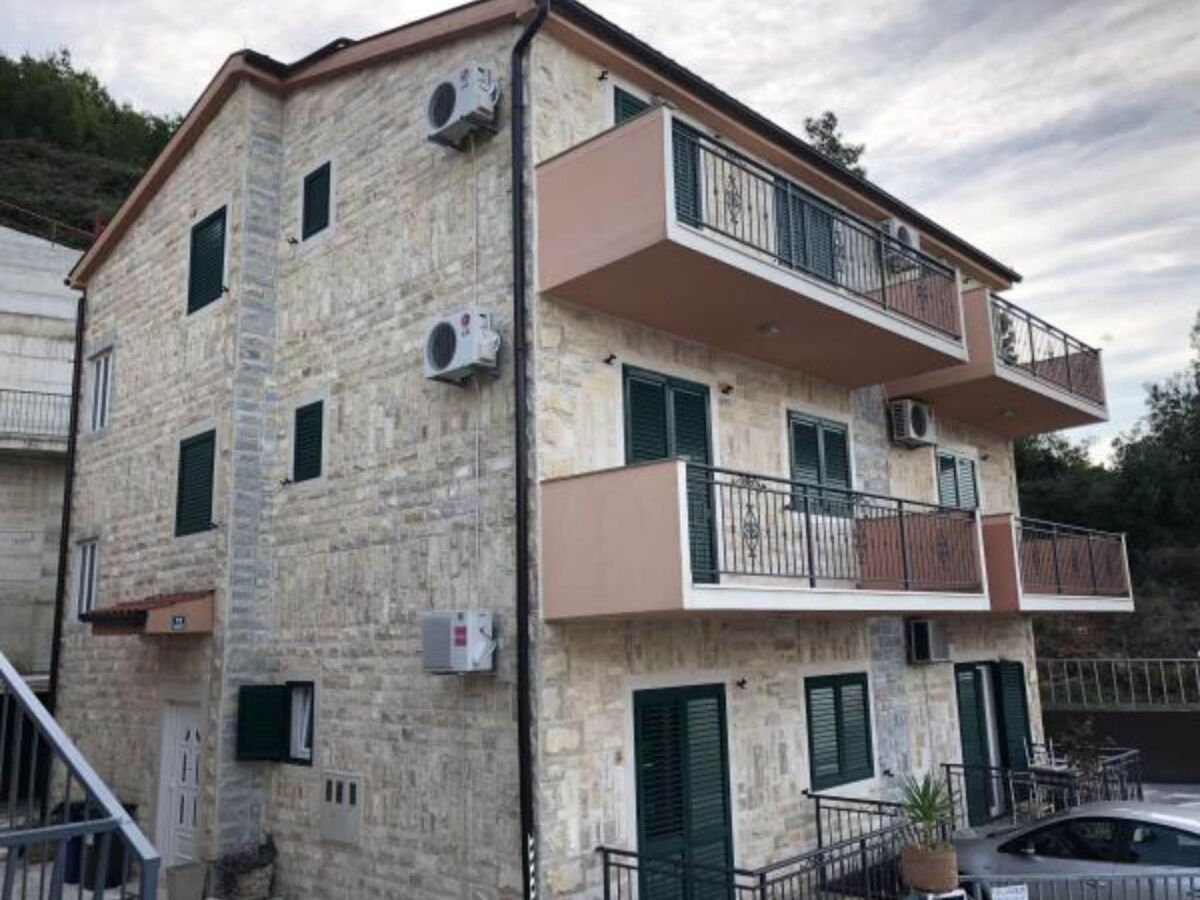 Apartment Apartmani Villa Borzic - One Bedroom Apartment with Terarce and Sea View