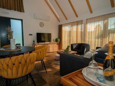 Holiday house Family Resort Plitvice Lakes- Mountain view(Petar) - Outdoor photo 11
