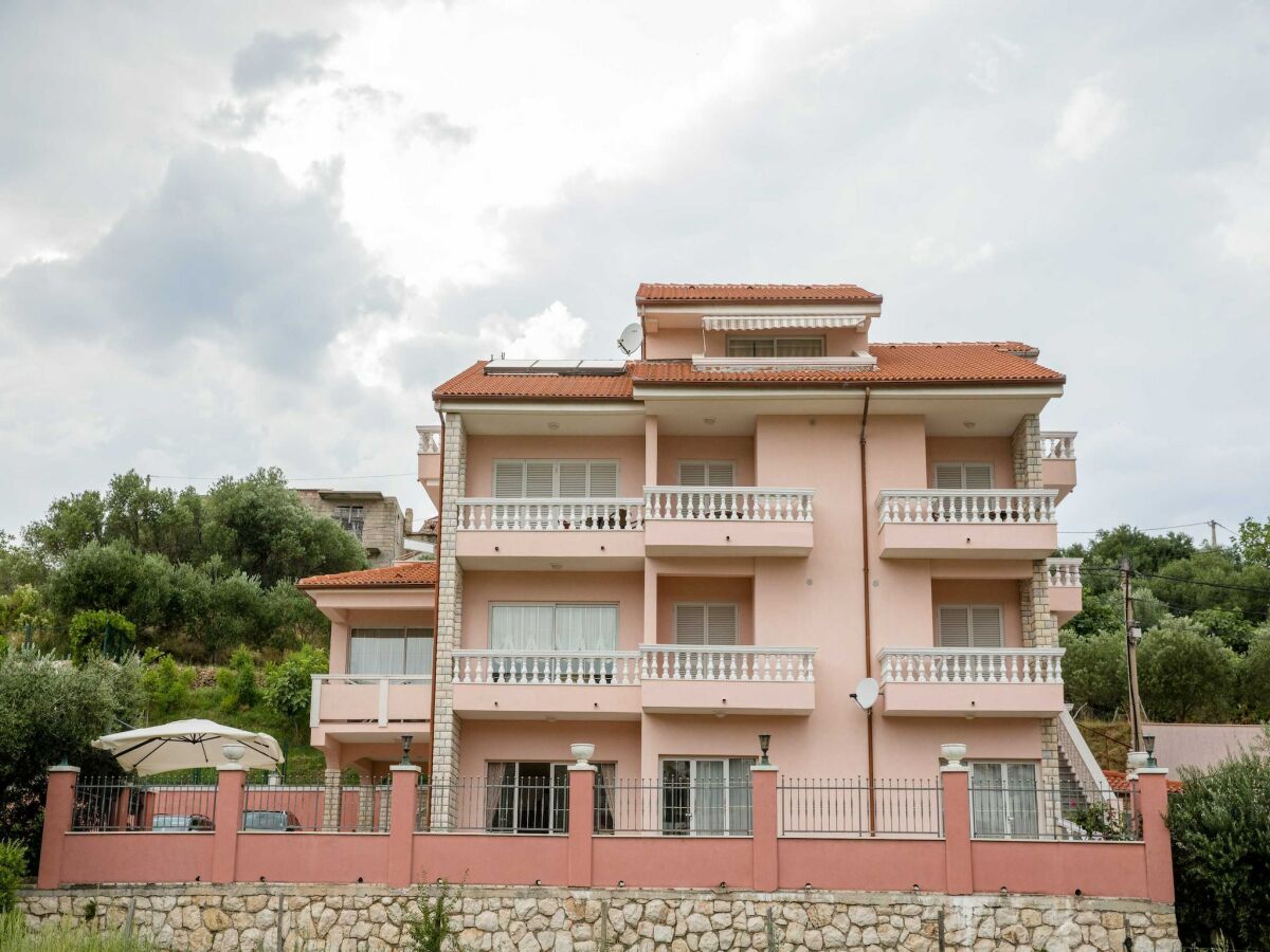 Apartment Guest House Villa Anggela - Double Room with Balcony and Sea View - Outdoor photo 4