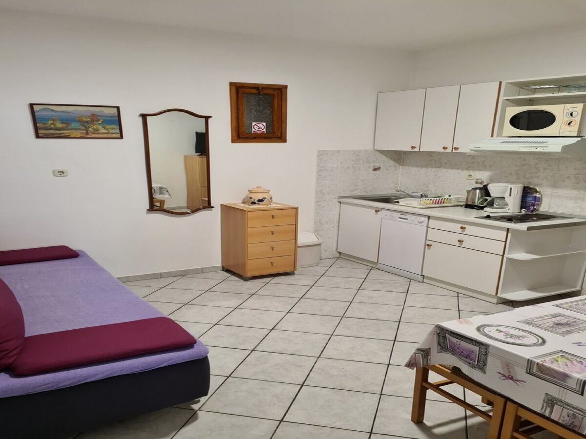 Apartment Apartments Pansion Franka 3* - Apartment 9 - Features photo 2