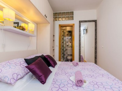 Apartment Apartments and Room Frane - Double Room - Features photo 12
