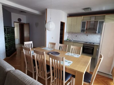 Apartment Three Bedroom Apartment with Terrace and Sea View - Features photo 10