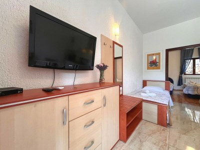 Apartment Apartments Butković - One Bedroom Apartment (A2) - Features photo 14