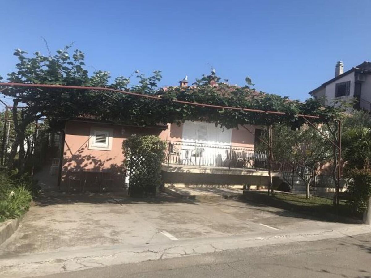 Apartment Apartmani Stefanija - Studio With Garden View