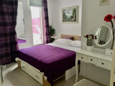Holiday house Beach House - 2m from beach - Three Bedroom House - Features photo 16