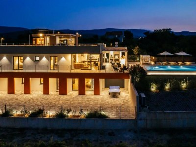 Villa Luxury Villa Lara with Heated Pool, Hot-Tub and Sauna - Six Bedroom Villa with Pool - Outdoor photo 2