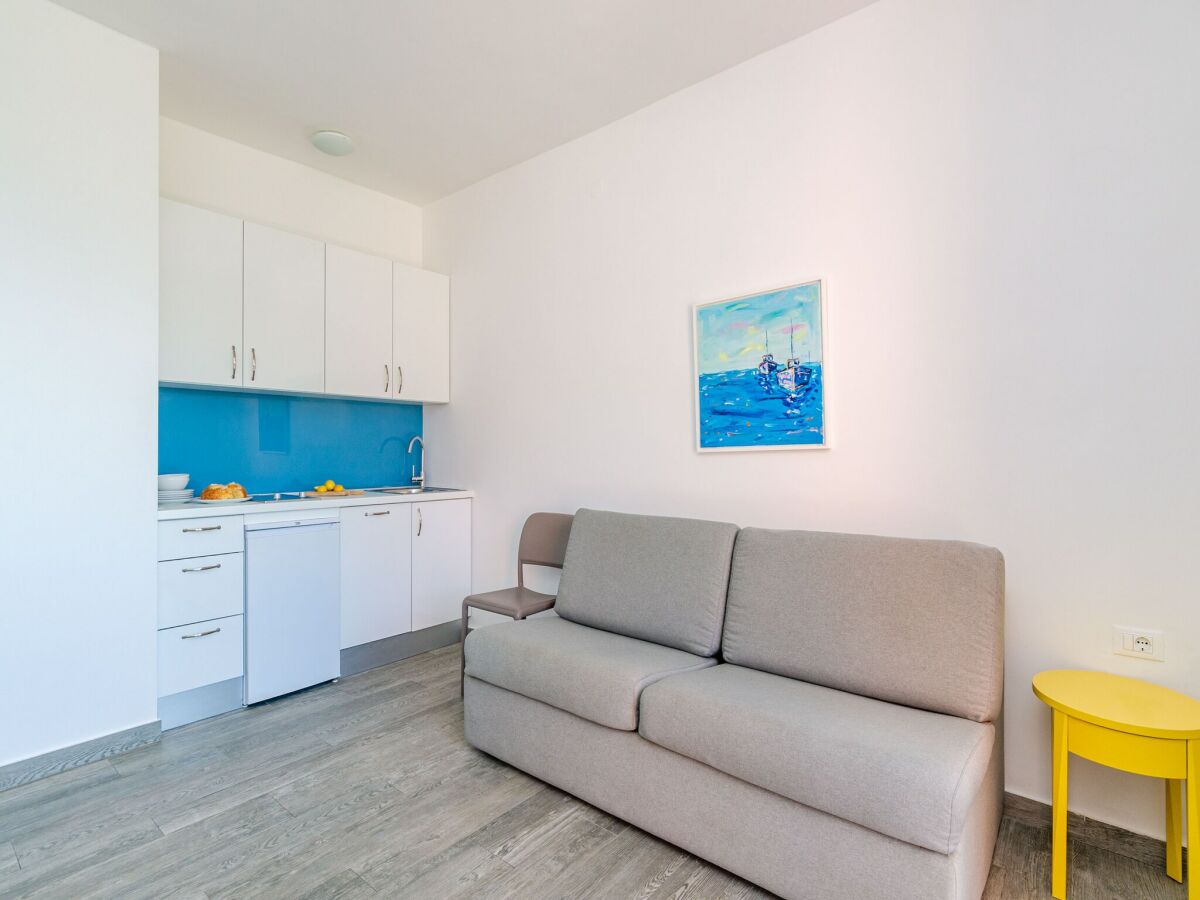 Apartment Apartments Villa Lukas - ''No.8'' One-Bedroom Apartment with Balcony and Sea View - Features photo 3