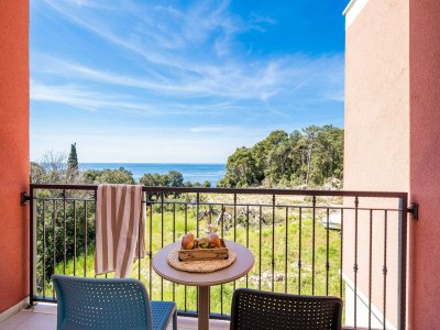 Apartment Apartments Villa Lukas - ''No.8'' One-Bedroom Apartment with Balcony and Sea View in Cavtat - Apartment