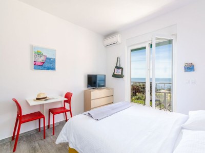 Apartment Apartments Villa Lukas - ''No.7'' Studio Apartment with Balcony and Sea View - Features photo 12