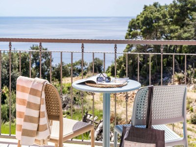 Apartment Apartments Villa Lukas - ''No.10'' Gallery Studio Apartment with Balcony and Sea View in Cavtat - Apartment