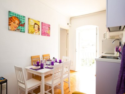 Apartment Guest House Gugily- Triple Room with Shared Bathroom and City View - Features photo 8