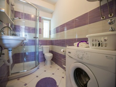 Apartment Guest House Gugily- Double Room with Shared Bathroom - Features photo 20