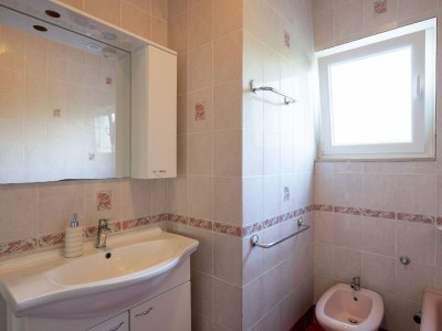Holiday house House Rose with Garden and Pool - Three Bedroom House - Features photo 8