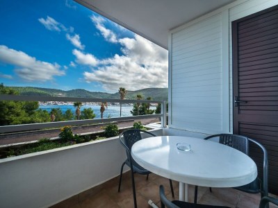 Apartment Hotel Issa - Double Room Sea View 2 - Outdoor photo 3