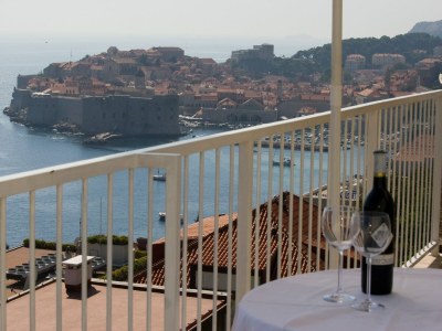 Apartment Apartments Sipa - Premium Two Bedroom Apartment with Balcony and Sea View (Apartman A) - Outdoor photo 3