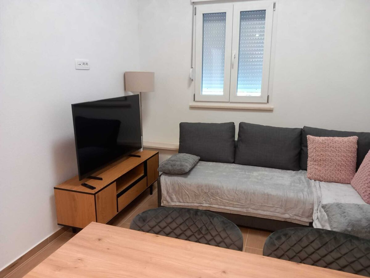 Apartment Two Bedroom Apartment with Terrace(A1) (ST)