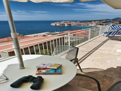 Apartment Apartments Sipa - Superior Two Bedroom Apartment with Balcony and Sea View (Apartman F) - Outdoor photo 2
