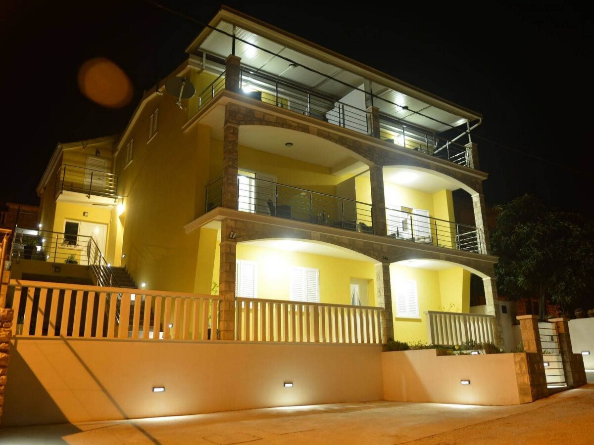 Apartment Fancy Apartments Dream - Modern One Bedroom Apartment with Balcony and Sea View ( 3 ) - Outdoor photo 2