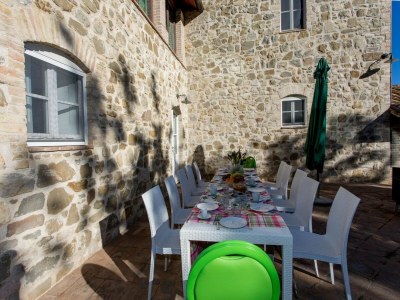 Apartment Hilltop apartment with swimming pool - Outdoor photo 16