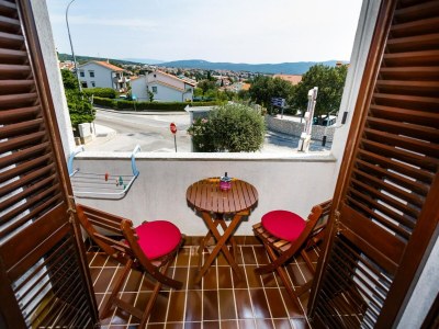 Apartment Sunny and Sleek Krk Rooms with Balcony - Standard Double Room with - Outdoor photo 8