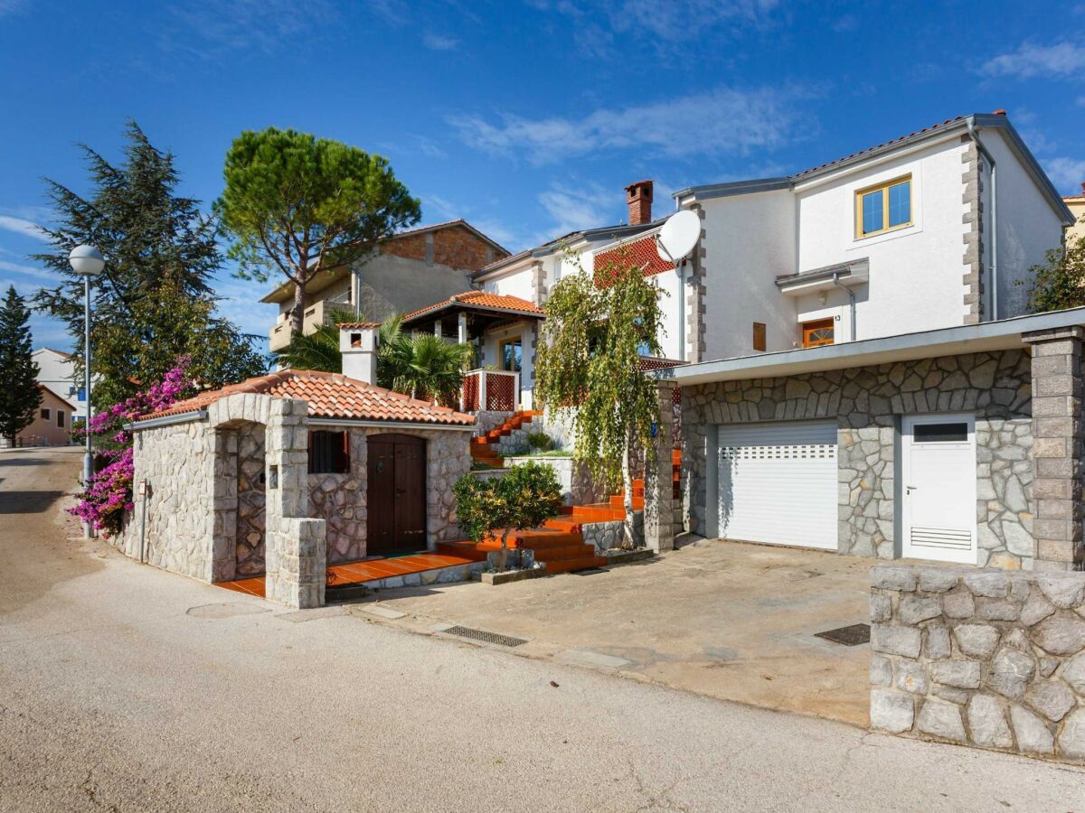 Apartment Lovely Sea View Apartments Krk - Comfort One Bedroom Apartment with Sea View
