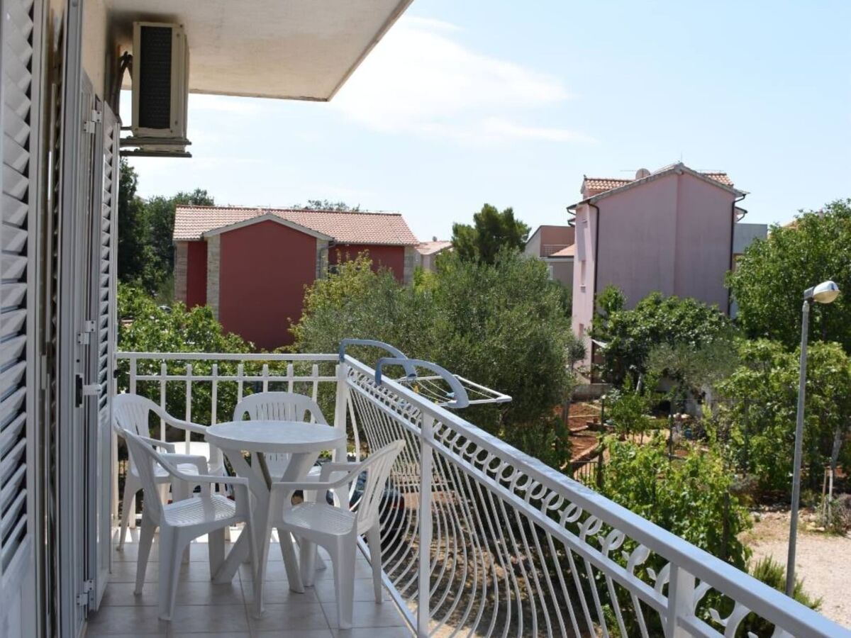 Apartment Apartments Dana - One Bedroom Apartment 3 - Outdoor photo 2