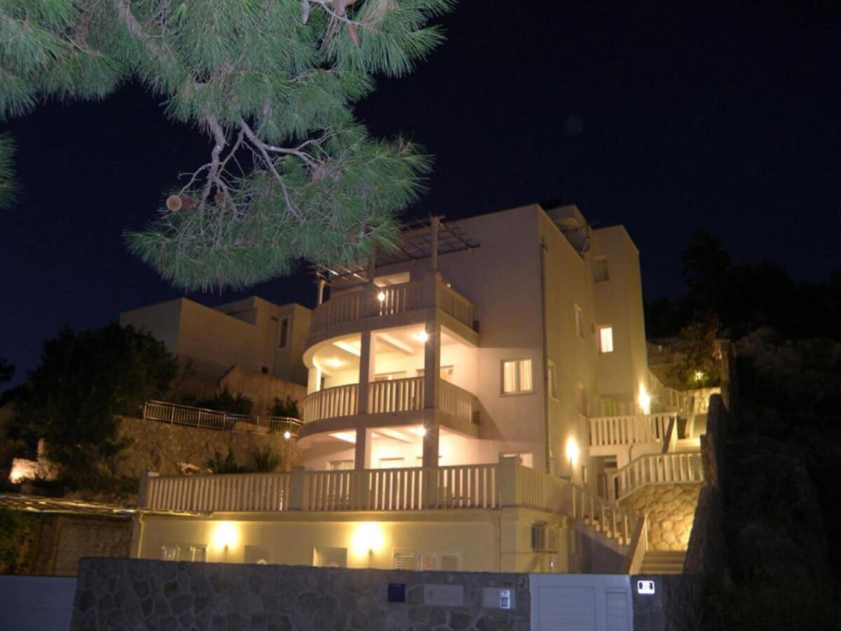 Apartment Villa Borna Apartments - Deluxe Two Bedroom Apartment with Terrace and Sea View - br. 7