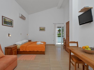 Apartment Apartments Villa Juric- Studio - Features photo 11