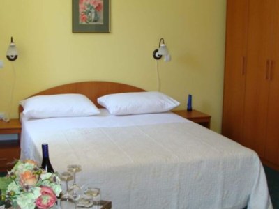 Apartment Klaudija’s Charming Apartments & Rooms - Room 3 - Features photo 15