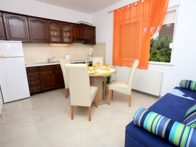 Apartment One-Bedroom Apartment With Terrace (A2) - Features photo 6