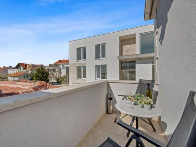 Villa Villa Carolus in Vodice - Five Bedroom Villa with Terrace and Swimming pool in Vodice - Villa