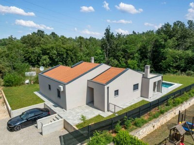 Villa Three Bedroom Villa with Swimming Pool - Outdoor photo 2
