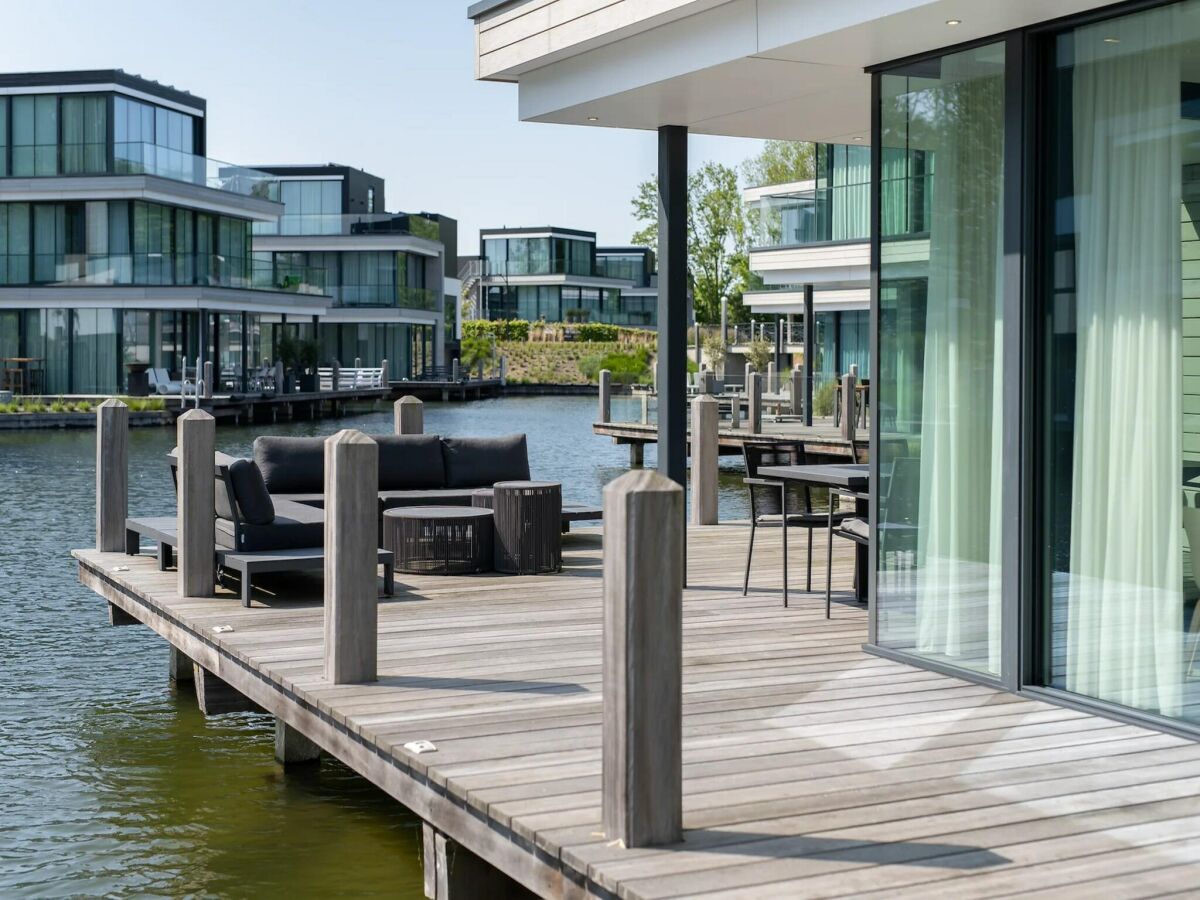 Holiday park Wasservilla in Zeeland am Veerse Meer - Outdoor photo 4
