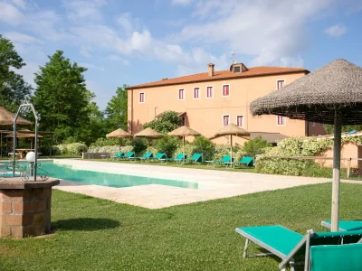 Farmhouse Apartment 6/8 Persons with pool in Etrusker Kueste Montescudaio - Farmhouse