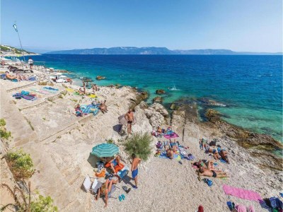 Apartment Apartment in Labin with Pool & Beach Nearby - Environment photo 39