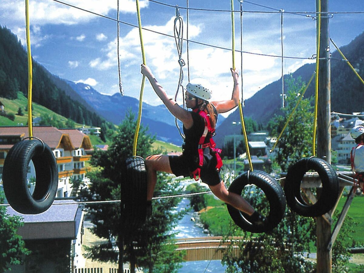 Apartment Apartment in Ischgl with a balcony - Outdoor photo 2