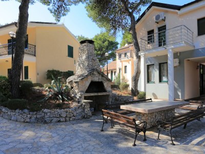 Apartment Two bedroom apartment with terrace and sea view Rogoznica A-3266-c - Outdoor photo 10
