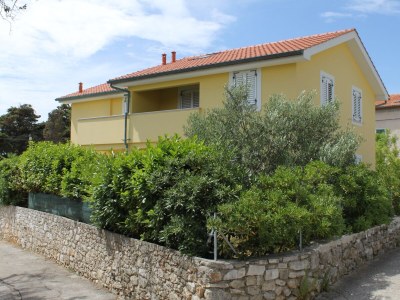 Apartment Two bedroom apartment with terrace and sea view Nerezine, Lošinj A-3451-b in Nerezine - Apartment