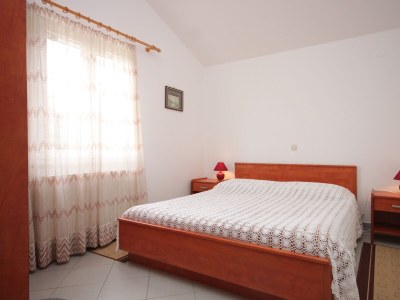 Apartment One bedroom apartment with terrace and sea view Nerezine, Lošinj A-3451-c in Nerezine - Apartment