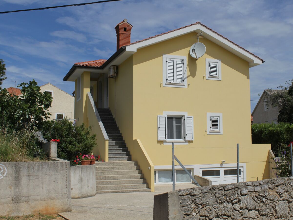 Apartment One bedroom apartment with terrace Nerezine, Lošinj A-3451-d - Outdoor photo 3