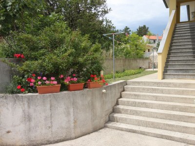 Apartment One bedroom apartment with terrace Nerezine, Lošinj A-3451-d - Outdoor photo 9