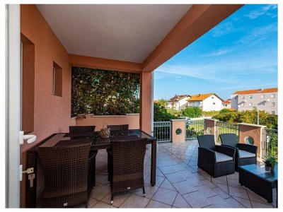 Apartment Two bedroom apartment with terrace Nin, Zadar A-5936-a in Nin - Apartment