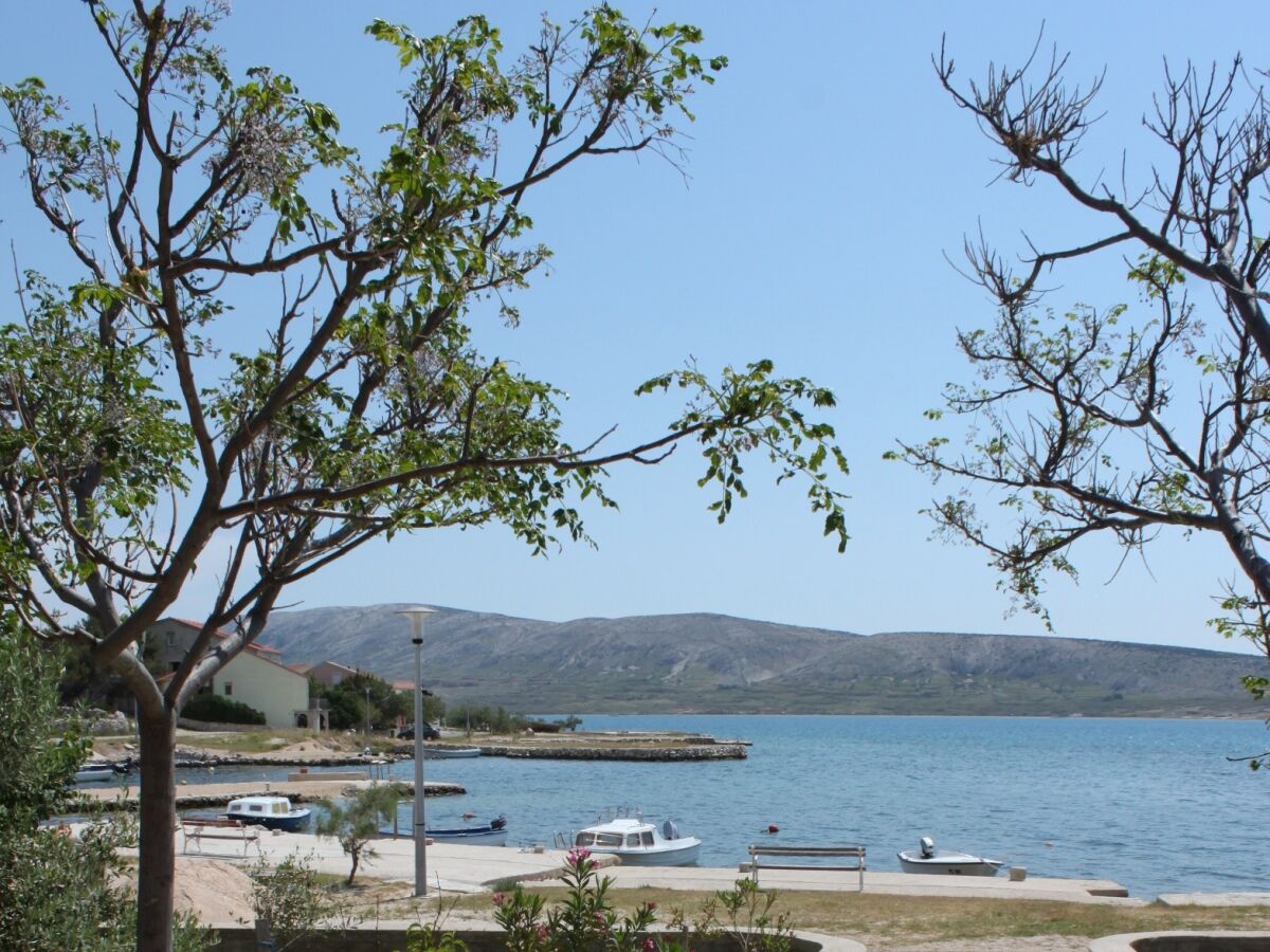 Apartment Three bedroom apartment near beach Kustići, Pag A-6355-a - Outdoor photo 5