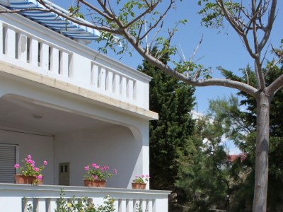 Apartment Three bedroom apartment near beach Kustići, Pag A-6355-a - Outdoor photo 11